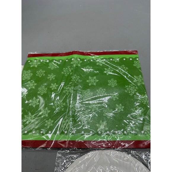 Holiday Plates & Napkins place mat Set of 4 each With Candy Cane Design READ - Picture 2 of 7